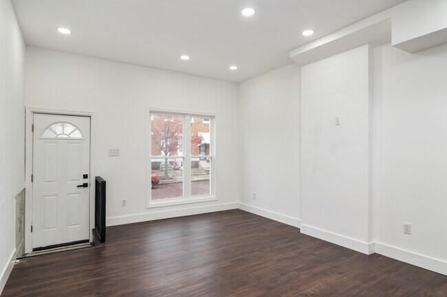 Photo - 62 N Gorman Ave
