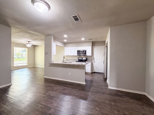 Photo - 330 E Coral Way