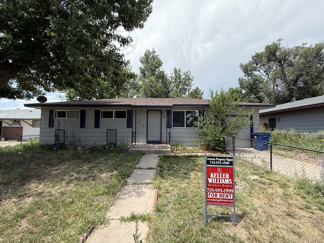 Building Photo - 830 Zion Dr Rental