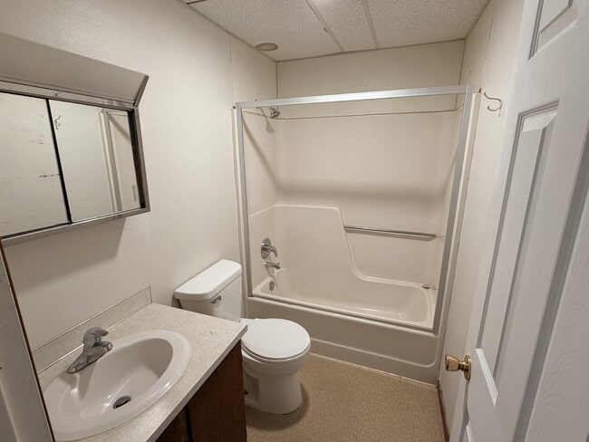 Photo - "Charming & Cozy 2-Bed Gem in Minot - Perfectly Priced & Ideally Located!"