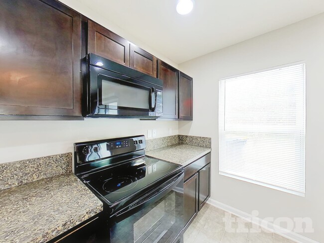 Photo - 1352 Biscayne Grove Ln