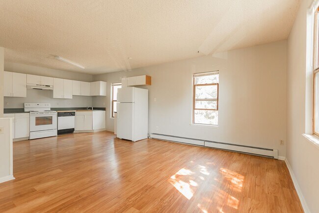 Photo - 1631 19th St Unidad 2