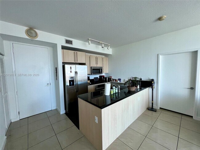 Photo - 79 SW 12th St Unit 2903-S