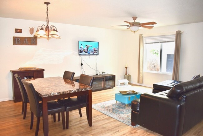 Photo - Beautiful 3 Bedroom/ 2.5 Bathroom Home in Northglenn Available May!!