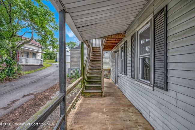Photo - 629 Beech St