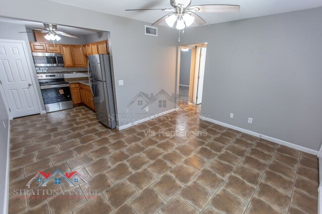 Photo - 448 N Lesueur