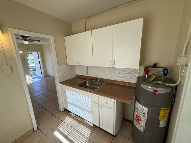 Photo - Nice 2-1 house