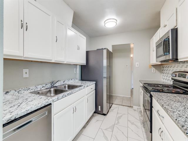 Photo - 420 Rockcrest Dr