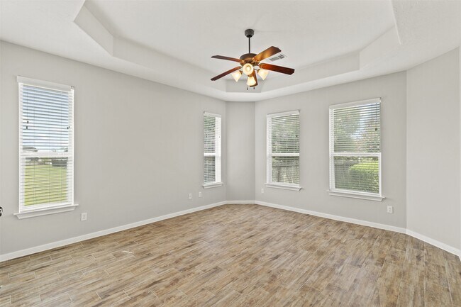 Photo - 521 Ironwood Forest Dr