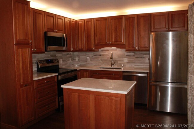 Photo - 716 7th Ln