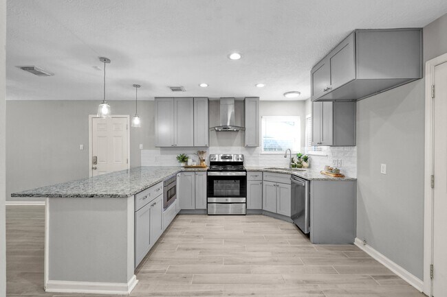 Photo - 8226 Autumn Willow Dr