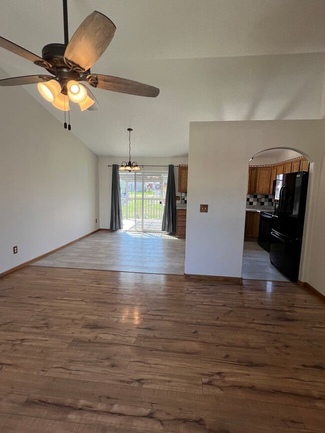 Photo - 4 Bedroom, 2 Bath Home for Rent