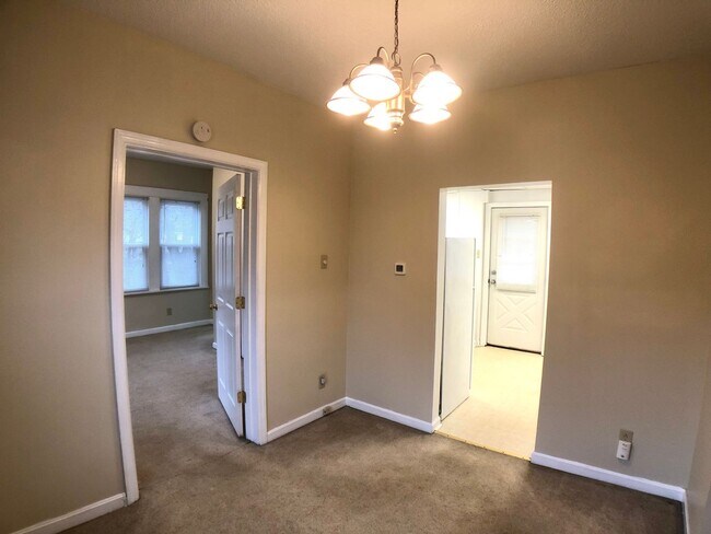 Photo - 995 E Maiden St Unidad 1