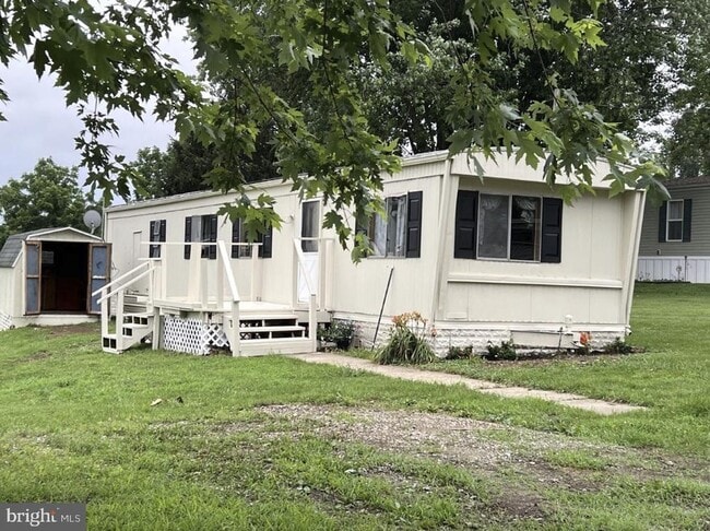 Building Photo - 129 Santilli Rd Rental
