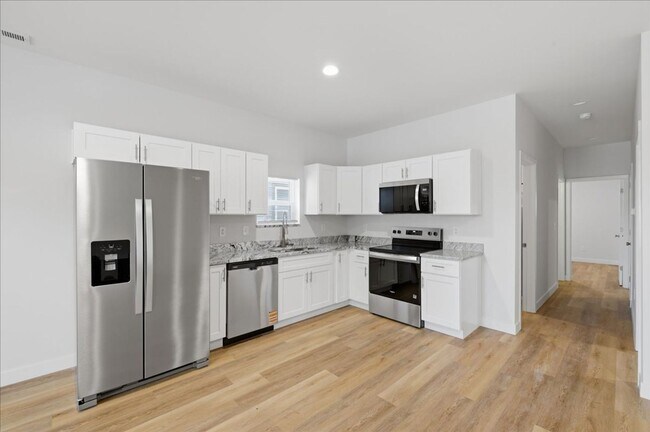 Photo - 115-115 N Arsenal Ave Unit 115 N Arsenal Avenue