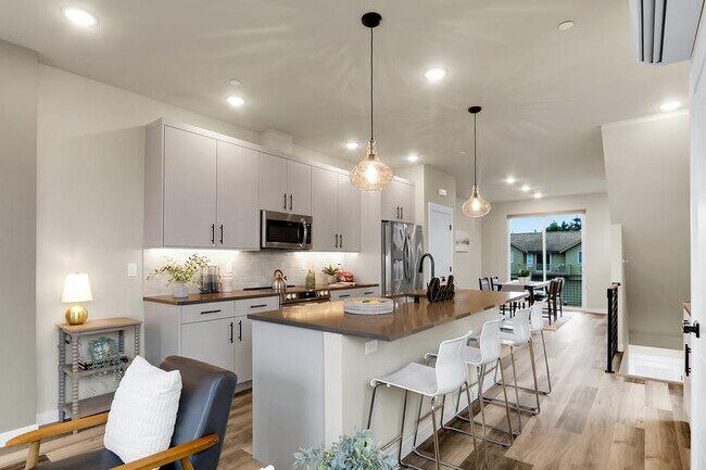 Photo - 3316 132nd St SW