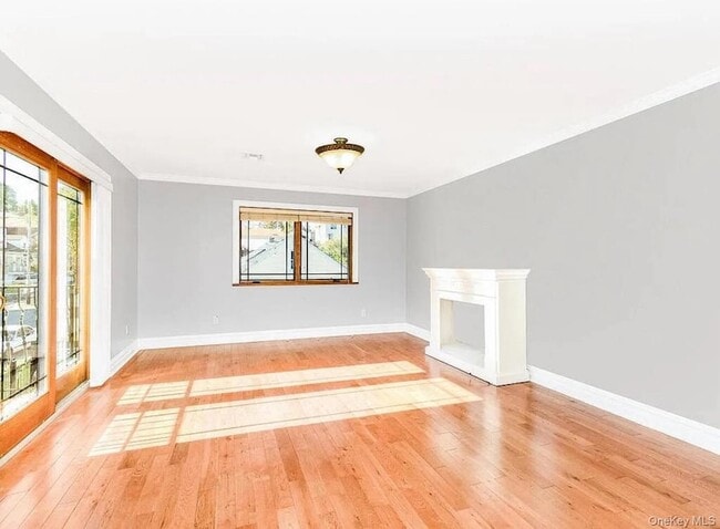 Photo - 113 Maple Pl Unit 2nd Floor