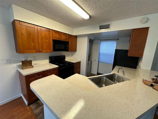 Photo - 9999 Summerbreeze Dr Condo Unit 422