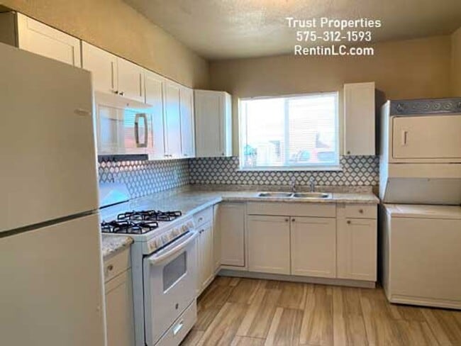 Building Photo - 217 N San Pedro St Unit 3