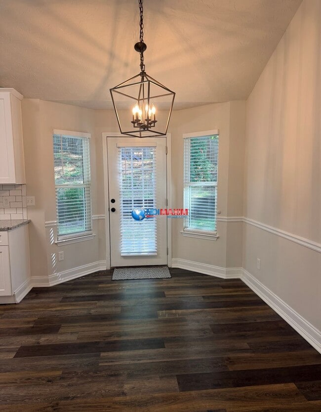 Photo - Newly renovated house in MILL CREEK cluster in Dacula