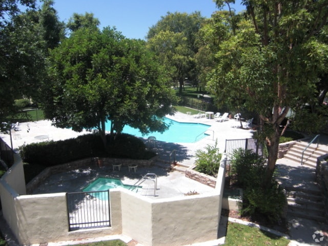 Building Photo - 3643 S Bear St Unit Saint Alban Commy Rental