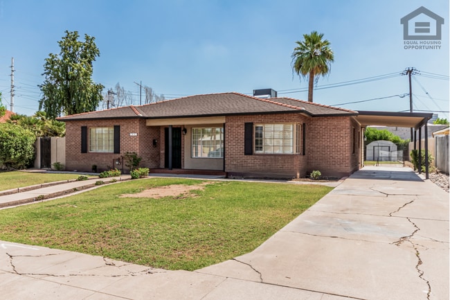 Photo - 2807 N 8th Ave