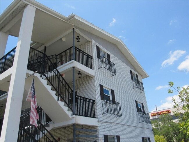 Photo - 4050 4th St N Unit 329
