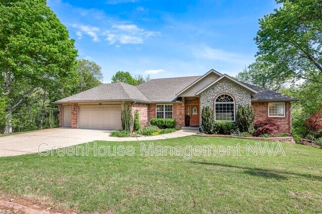 Photo - 28 Latshaw Dr