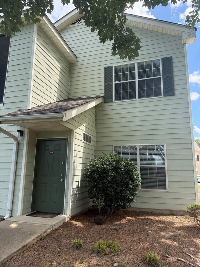 Building Photo - Longleaf Villas