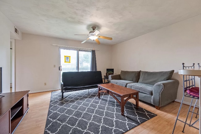 Photo - 1470 Seneca Dr Unit F