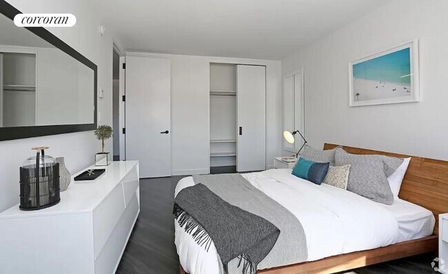 Photo - 250 E Houston St