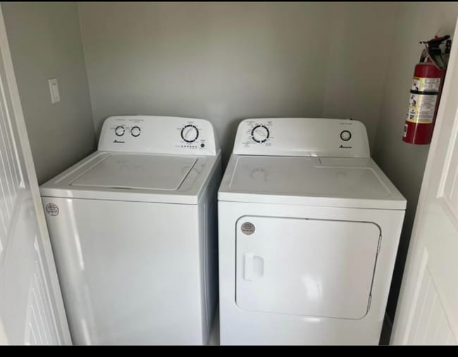 Photo - 201 W Rutherford Ave Unit 2