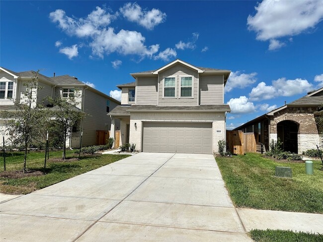 Photo - 16530 Pine Arrow Dr