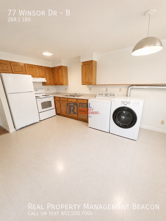 Photo - 77 Winsor Dr Unit B