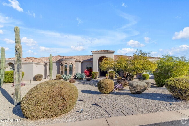 Building Photo - 6938 E Lomas Verdes Dr Rental