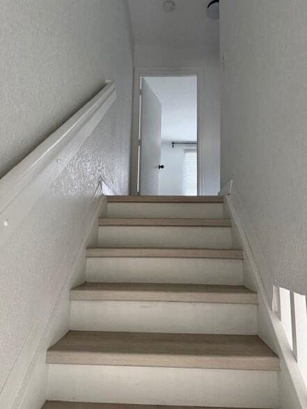 Photo - 2223 Pasadena Way