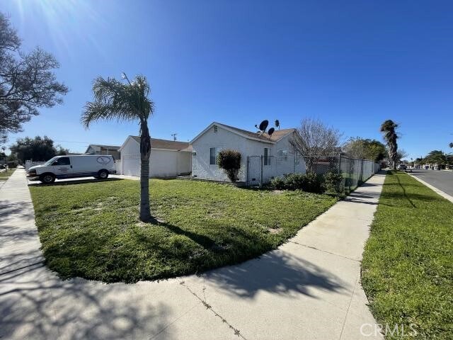 Photo - 334 S Pampas Ave