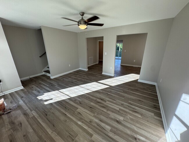 Photo - 167 Waddell Cir Unit 167-Waddell