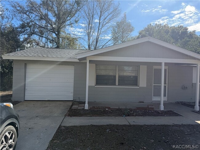 Photo - 2713 Adams St W