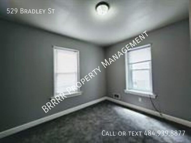 Photo - 529 Bradley St