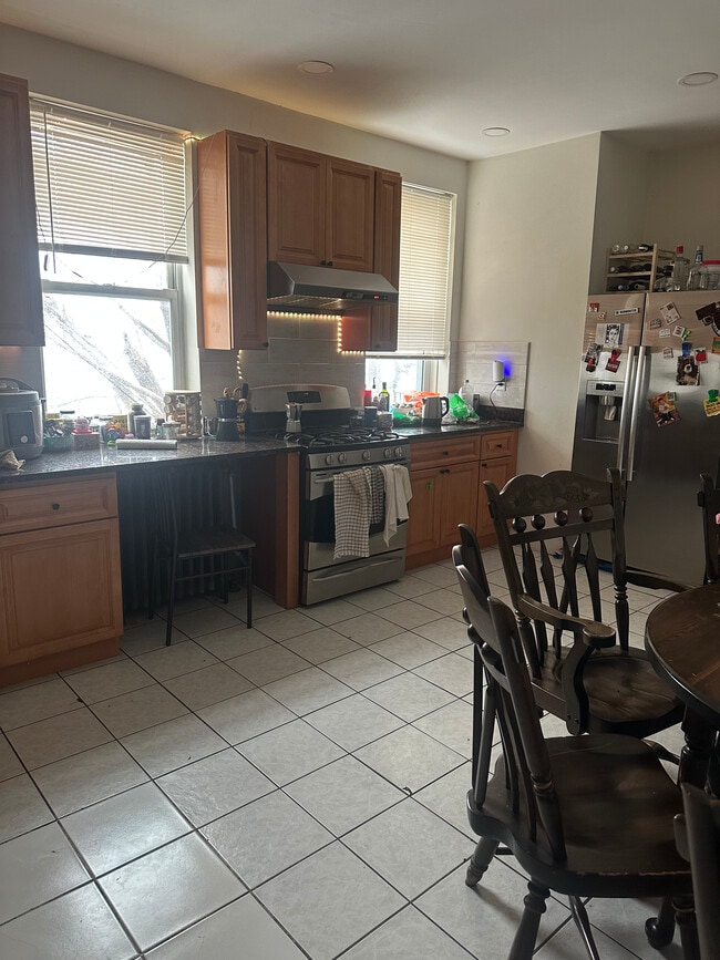 Photo - 16 Copenger St Unit 2