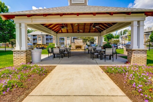 Woodbury Commons