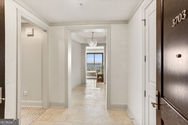 Building Photo - 3344 Peachtree Rd NE Unit 3703 Rental