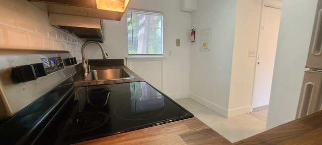 603 SW 75th St Unit 102