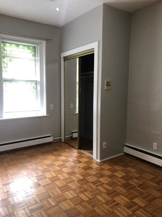 Building Photo - 39 Anderson St Unit 10L Rental