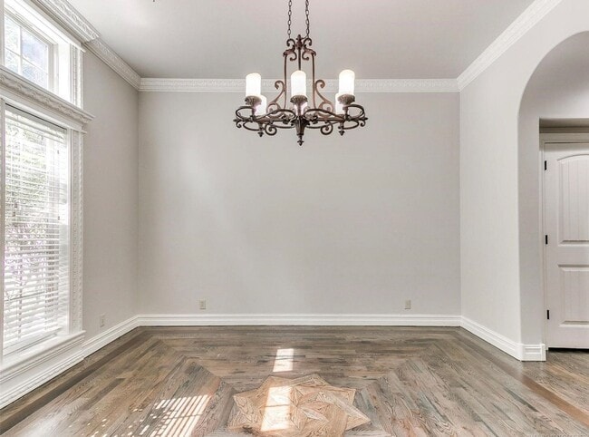 Photo - Stunning Executive Home for Lease!