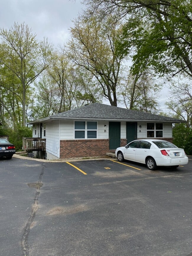 Photo - 1508 Broadway St