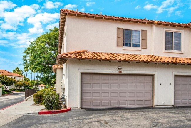 Photo - Private end unit townhome!! AVAILABLE JANUARY 25, 2025