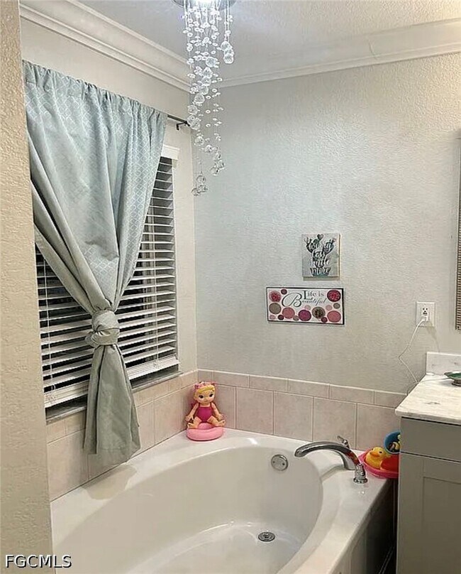 Photo - 221 NW 3rd Pl