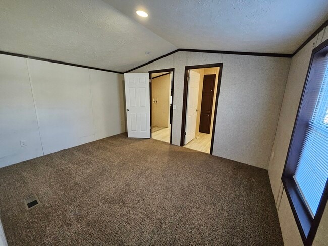 Photo - 279 York Harbor